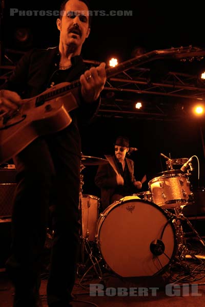 HEAVY TRASH - 2015-07-18 - PARIS - La Boule Noire - Matt Verta-Ray